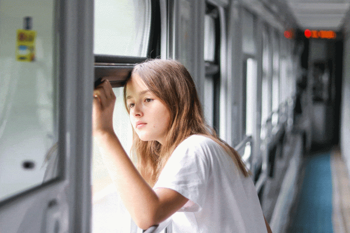 Enfant-voyageant-seul Enfant voyageant seul